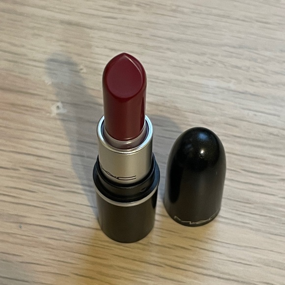 MAC mini lipstick matte D for danger NWOT - Picture 4 of 5